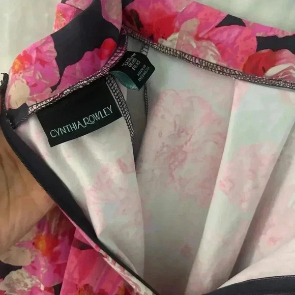 Cynthia Rowley- Fit and flare floral skirt- pockets-Size XSmall - Picture 3 of 10